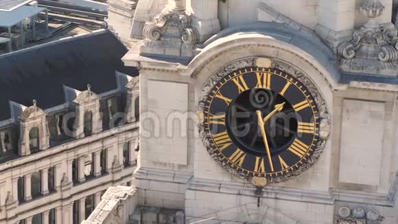 伦敦圣保罗大教堂的钟视频的预览图