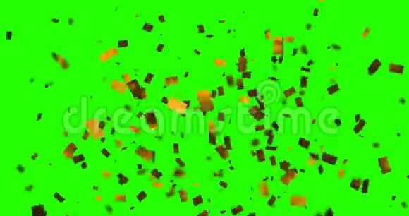 从底部金光闪闪的箔纸纸屑爆炸动画上的色度键绿色屏幕背景新年快乐假期视频的预览图