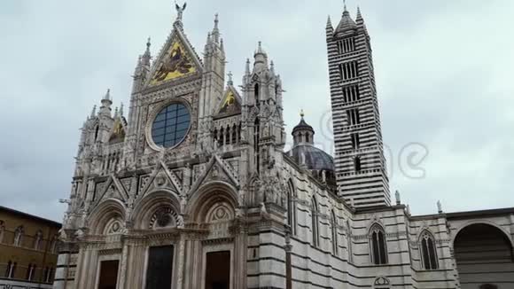 中世纪教堂圣玛丽亚大教堂意大利托斯卡纳锡耶纳的杜莫视频的预览图