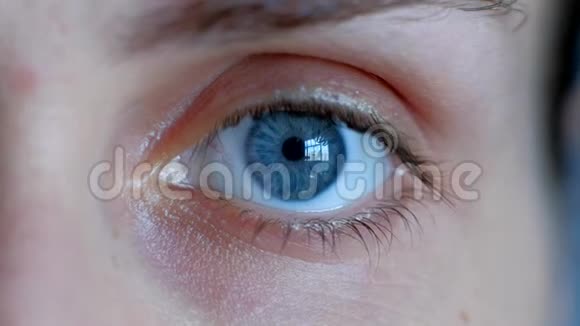 健康视觉理念女人的眼睛视频的预览图