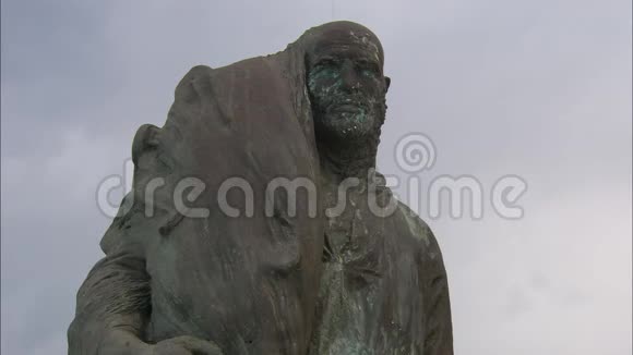 巴塞罗那维尔港纪念碑肖像特写视频的预览图