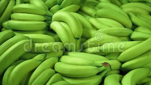 未加工的绿色香蕉水果进口运输超市视频的预览图