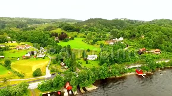 挪威风景挪威渔村美丽的鸟瞰图视频的预览图