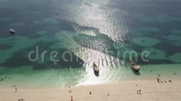 肯德瓦海滩生活视频的预览图