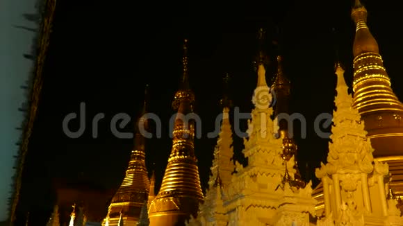Shwedagon塔位于缅甸仰光的一座镀金塔视频的预览图
