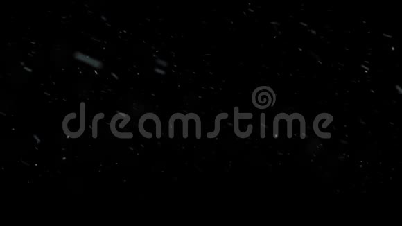 黑色背景高清1920x1080降雪运动动画视频的预览图