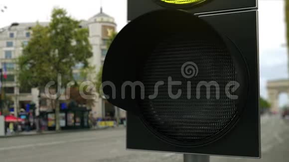 绿色交通信号灯上的OK文本概念三维动画视频的预览图
