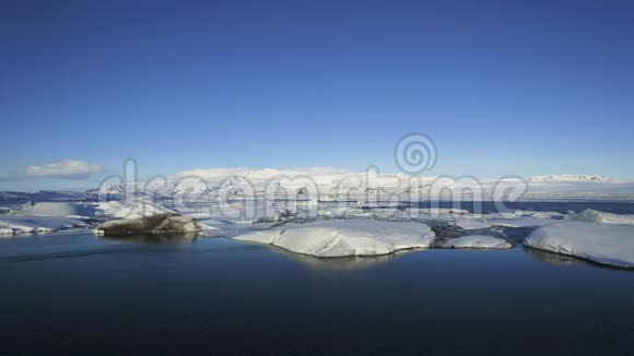 冰岛Jokulsarlon冰川湖日出电影视频的预览图