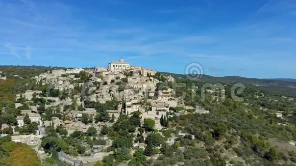 戈尔德斯卢贝隆山谷鸟瞰图法国最美丽的村庄视频的预览图