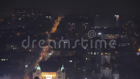 城市在夜晚时间流逝视频的预览图