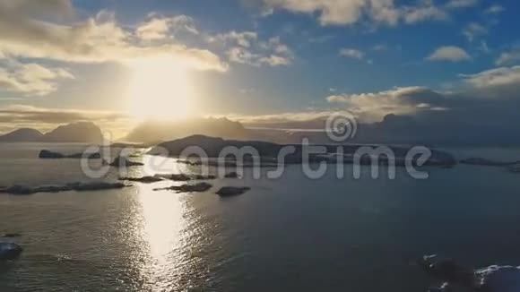 视差效应南极雪岛上空的日落超倾斜模式视频的预览图