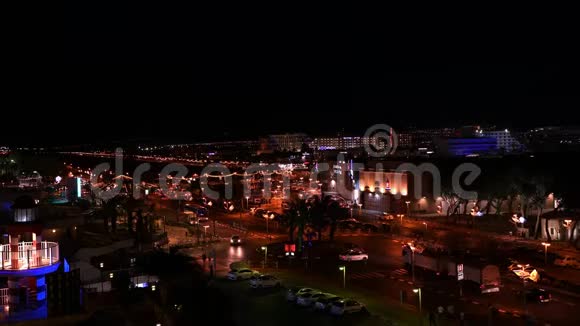 伊拉特市买夜视频的预览图