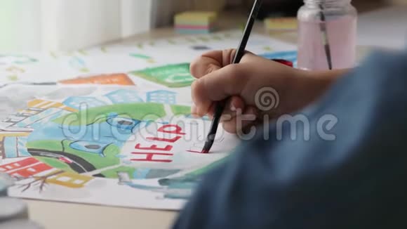 学校画油漆海报环境问题视频的预览图