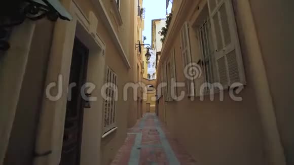 夏季埃兹市城堡靠近摩纳哥和蒙特卡洛视频的预览图