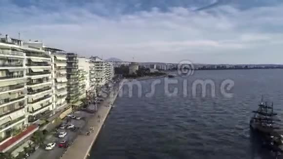 希腊塞萨洛尼基市无人驾驶飞机高空超移时视频的预览图