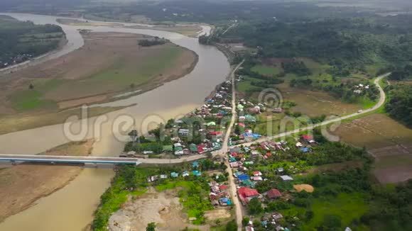 景观桥过河镇顶景菲律宾吕宋岛河镇视频的预览图