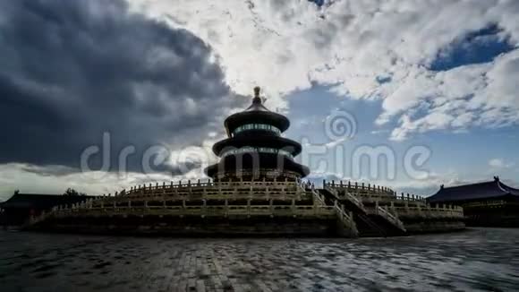 漫步在中国北京天坛的秦安堂视频的预览图