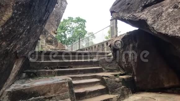 斯里兰卡Anuradhapura石阶楼梯视频的预览图