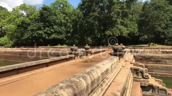 Anuradhapura斯里兰卡水建筑视频的预览图