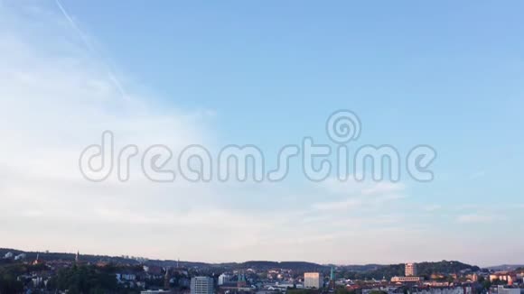 德国一座城市的空中倾斜景观乌珀塔尔诺德海因西法伦视频的预览图