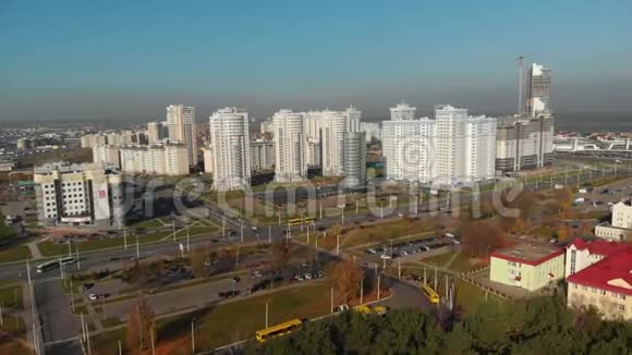 飞瞰这座城市新建筑白俄罗斯明斯克市视频的预览图