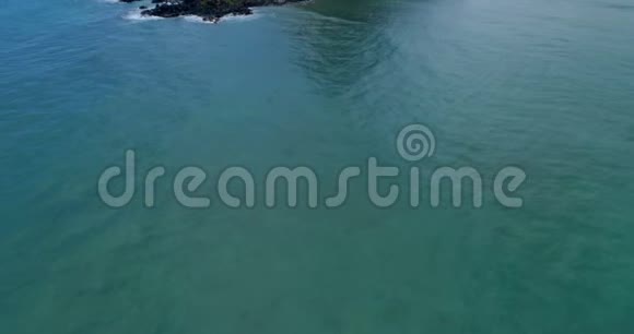 海中岛屿视频的预览图