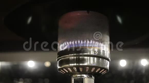 室外燃气加热器气体丙烷天井加热器视频的预览图