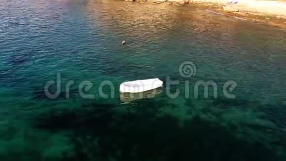 Peyia村的AgiosGeorgios海港景观塞浦路斯帕福斯区视频的预览图
