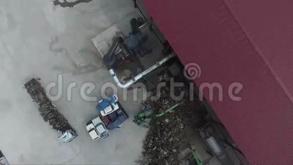 死车回收厂2视频的预览图