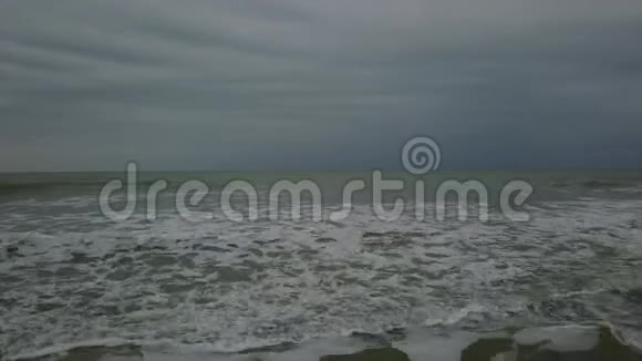 北方的波浪和大海视频的预览图