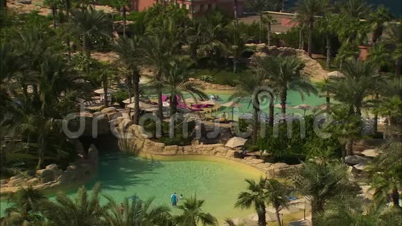 Atlantis棕榈水上公园游泳池迪拜EAE视频的预览图