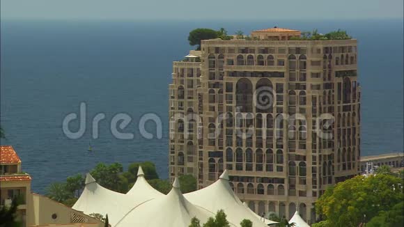 法国里维埃拉戛纳海港酒店视频的预览图