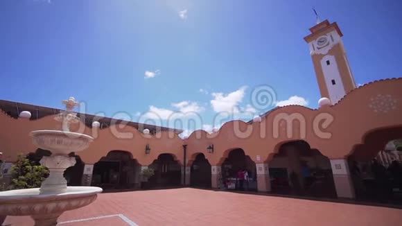Tenerife主要市场广场视频的预览图
