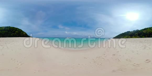 热带海滩和蓝色泻湖360VR菲律宾长滩岛普卡海滩视频的预览图