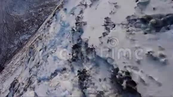 冬季攀岩滑雪场NI县视频的预览图