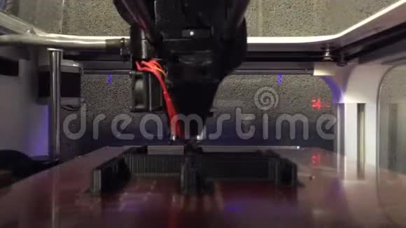 3D打印机在行动视频的预览图