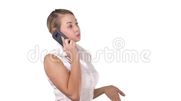 迷人的商务女性在白色背景下用手机打电话视频的预览图