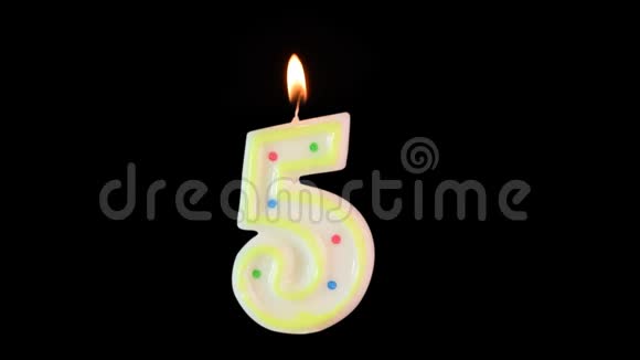 蜡烛形状为5号5烧伤视频的预览图