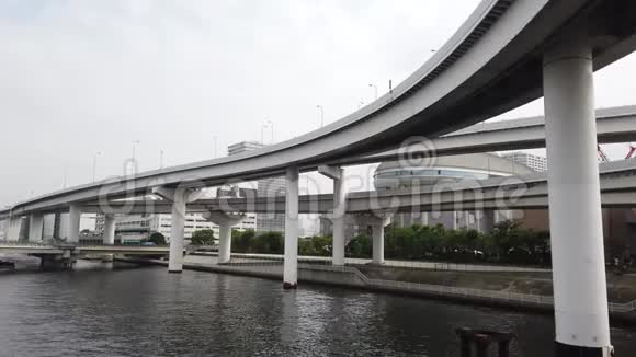 日本东京景观交叉路口视频的预览图