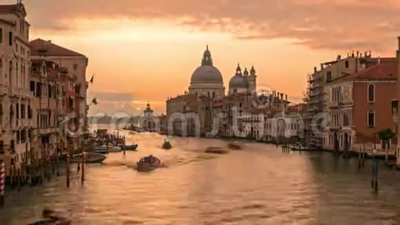 上午威尼斯大运河超脱视频的预览图