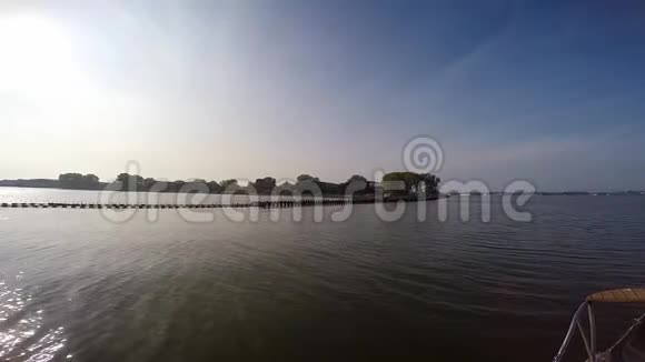 波罗的海全景景观拍摄游艇航行旅游理念海上垂钓视频的预览图