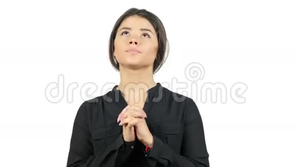 美丽的少女祈祷特写肖像女性祈祷视频的预览图