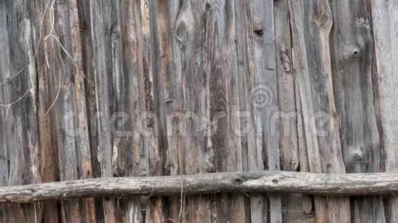 古老的木制乡村曲线没有油漆栅栏视频的预览图