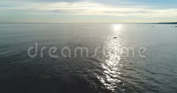 从公海起飞视频的预览图