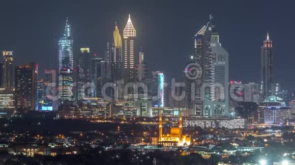 迪拜城市在夜间的节奏视频的预览图