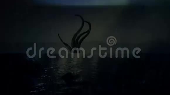 神话中的克拉肯巨型鱿鱼触手视频的预览图