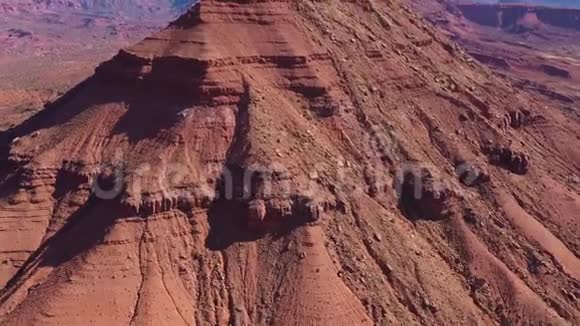 科罗拉多河流域著名的红岩纪念碑视频的预览图