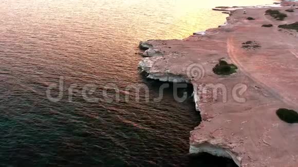 日落时州长海滩塞浦路斯利马索尔地区视频的预览图