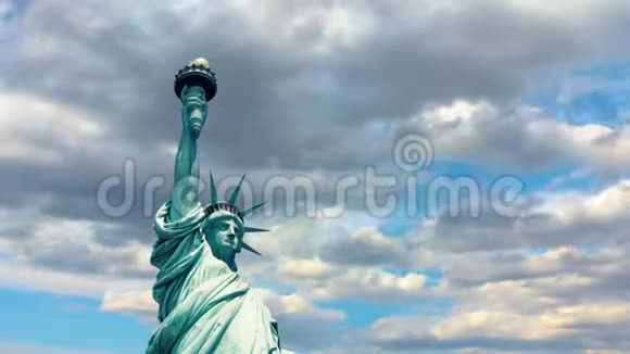 自由女神像美国曼哈顿天空时空复制空间视频的预览图