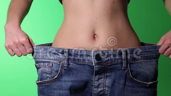 减肥和女性饮食广告场所视频的预览图